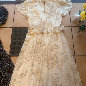 June & Hudson Cream Floral Midi Dress